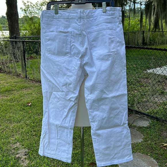 Nine West White denim capris size 16 - Picture 6 of 6